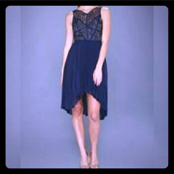 BCBG high-low dress BNWT - Picture 5 of 5